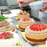 pâtisserie Esprit | ８月のお休みのお知らせ